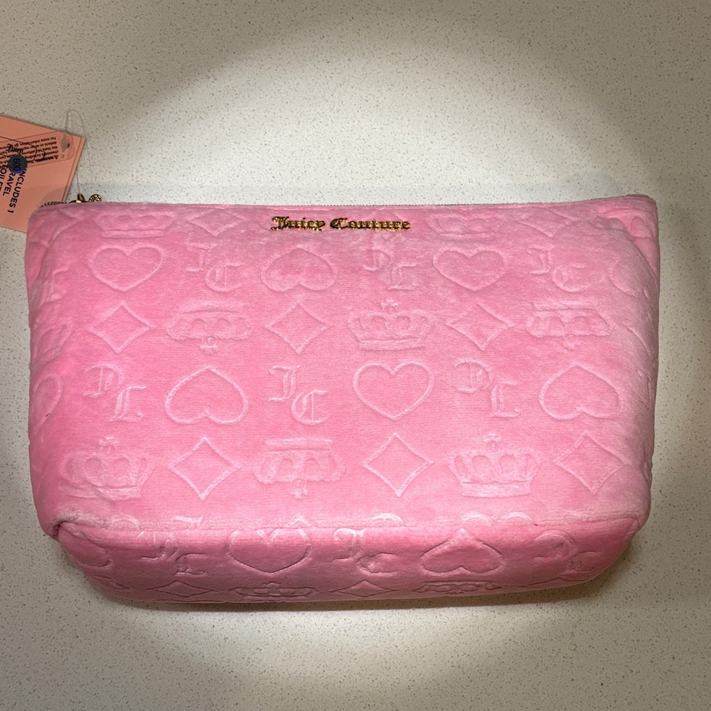 🔥Authentic🔥 Juicy Couture Pink Embossed Clutch